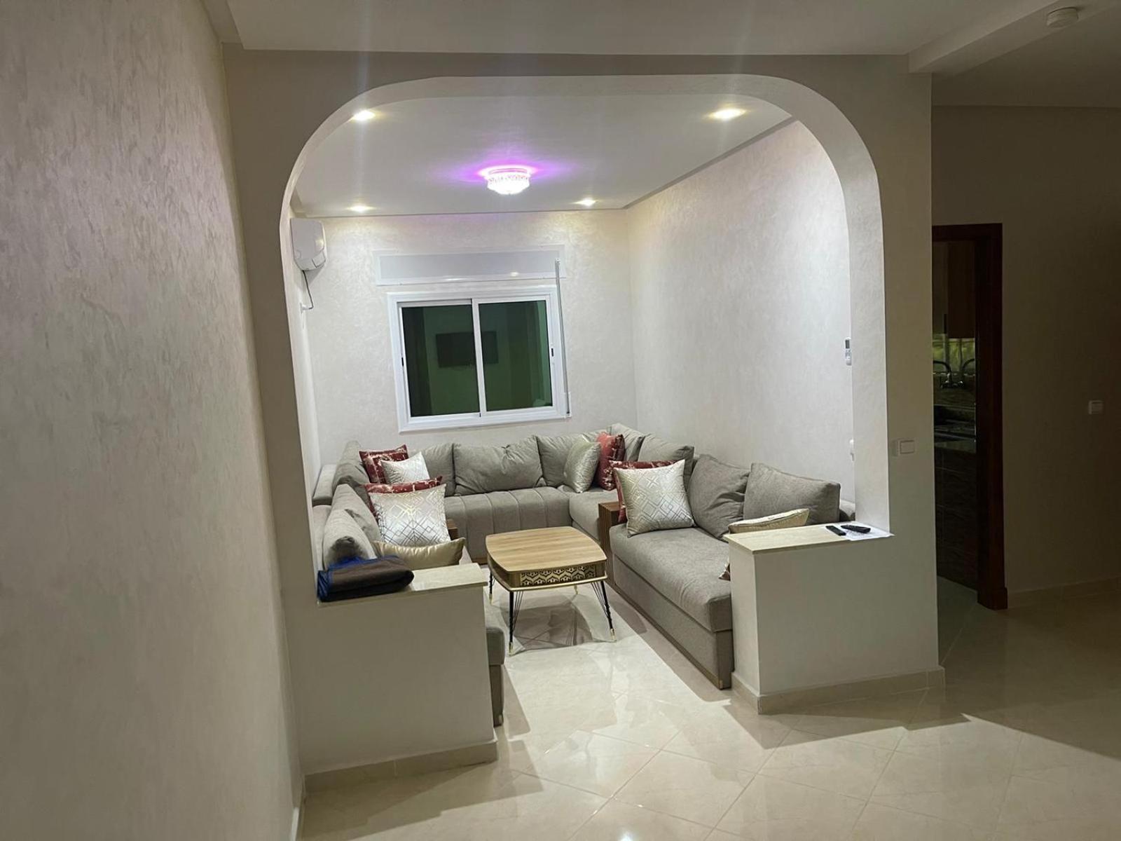 Apartamento Jada Gzenaya Tánger Exterior foto